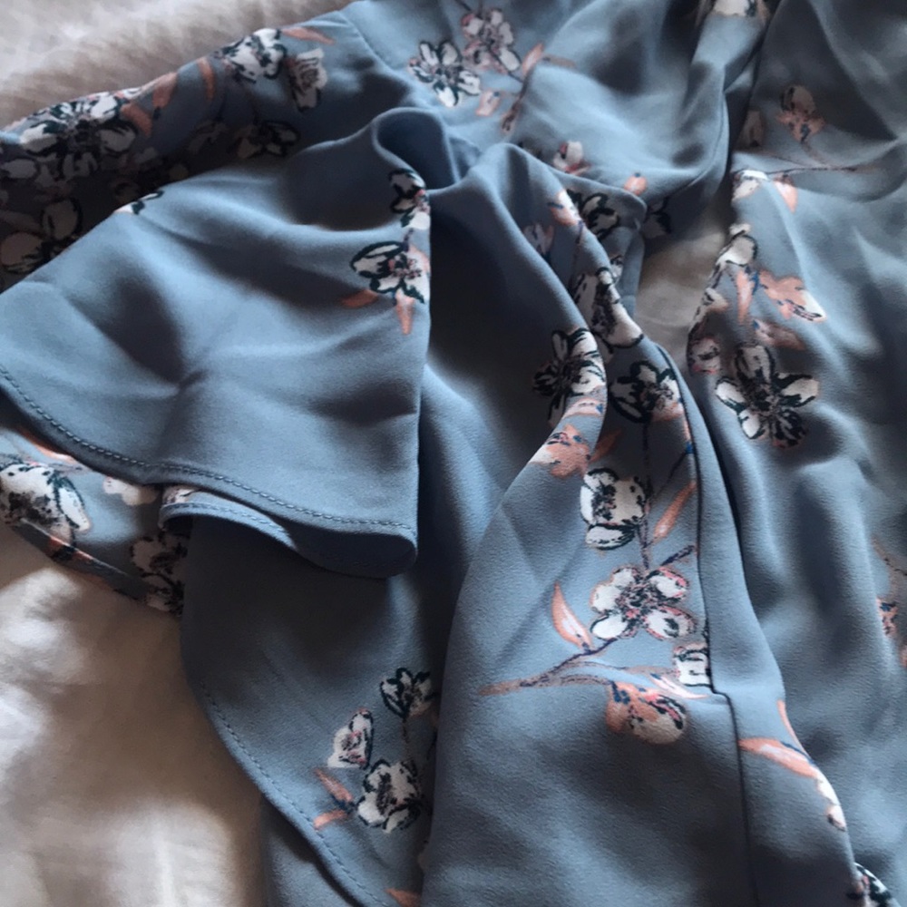 Blouse - Picture 2 of 4